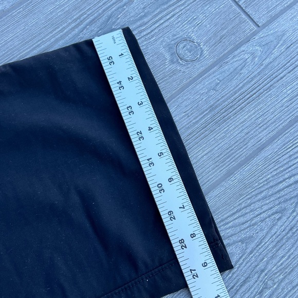 Under Armour Black Golf Pants Size 40x32 - Picture 7 of 9